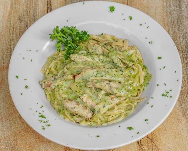 Fettuccine Al Pesto.